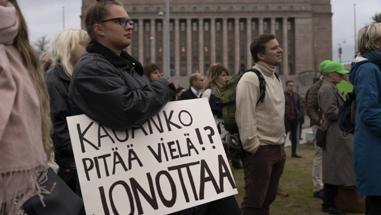 Demonstration framför Riksdagshuset